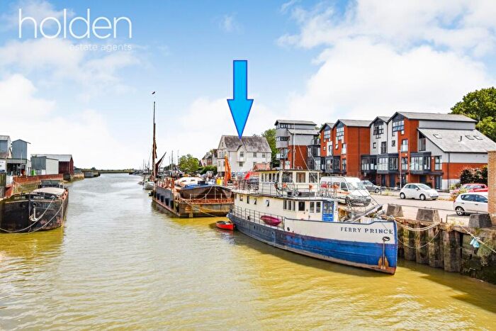 2 Bedroom Apartment For Sale In Chandlers Quay, Maldon, CM9