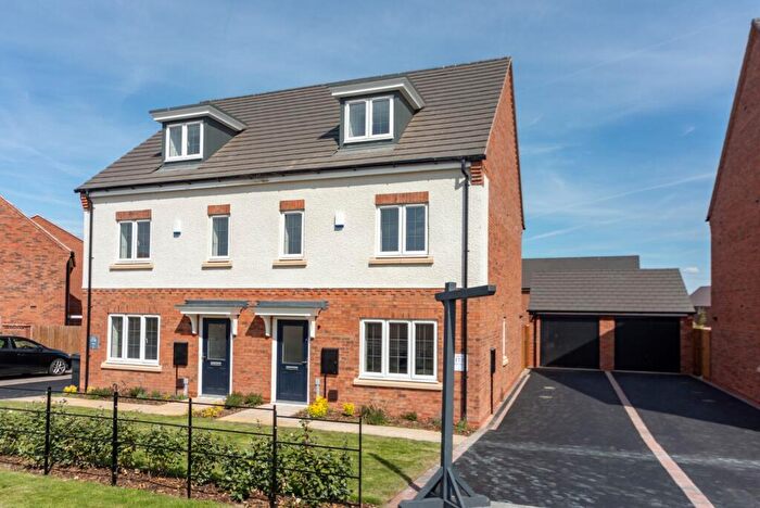 3 Bedroom Semi-Detached House For Sale In Regency Gardens, Park Lane, DE74