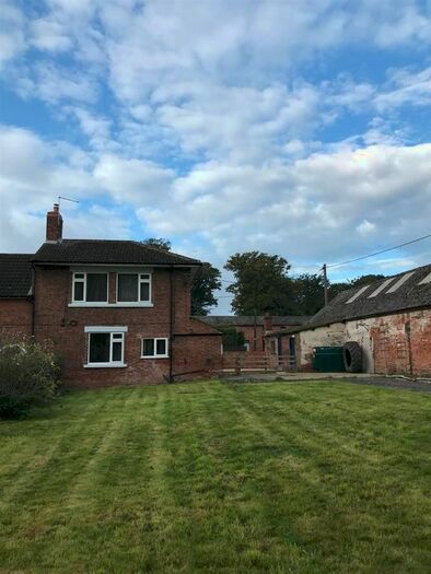 3 Bedroom Semi-Detached House To Rent In Babworth, Retford, DN22