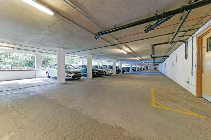 1 Bedroom Property To Rent In Sutton Court Road, Sutton, SM1