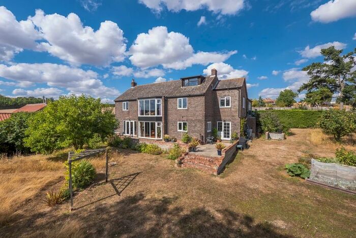 5 Bedroom Detached House For Sale In Stanstead, Sudbury, Suffolk, CO10