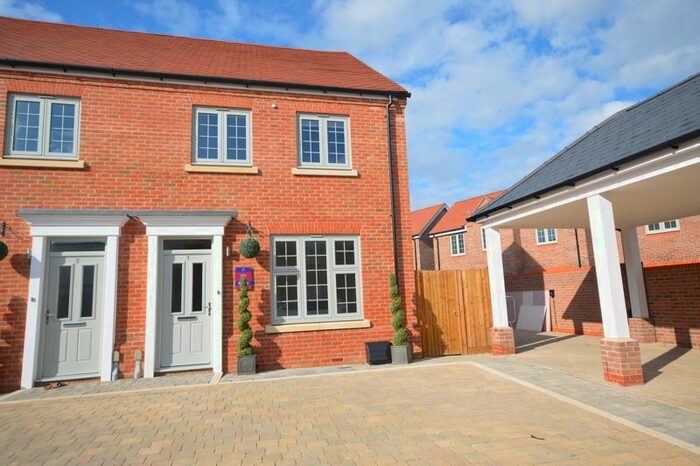 3 Bedroom Terraced House To Rent In Frost Road, Wilton Park, Beaconsfield, HP9