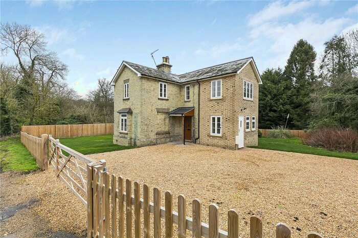 4 Bedroom Detached House To Rent In Wild Hill, Essendon, Hertfordshire, AL9