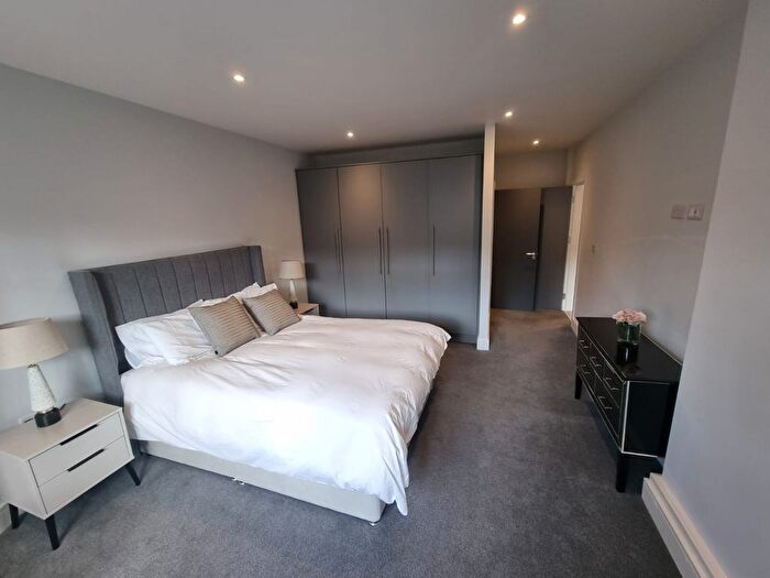 3 Bedroom Flat To Rent In Maida Vale, Maida Vale, W9