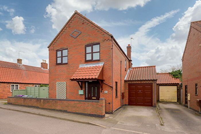 3 Bedroom Detached House For Sale In Westborough Lane In Long Bennington, NG23