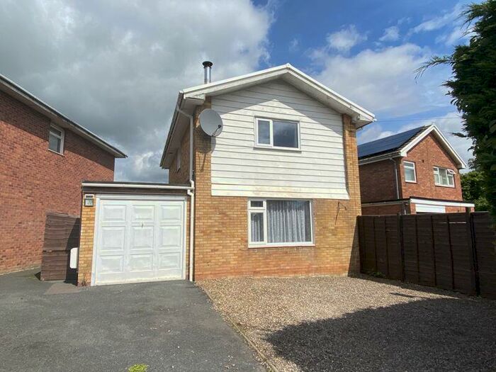 3 Bedroom Link Detached House To Rent In Firs Orchard, Bromyard, Herefordshire, HR7