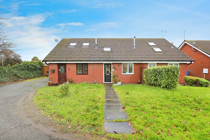 1 Bedroom Bungalow For Sale In Grasmere Avenue, Perton, Wolverhampton, Staffordshire, WV6