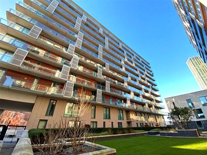 1 Bedroom Apartment To Rent In Spectrum, Block, Blackfriars Road, Salford, Manchester City Centre, M3