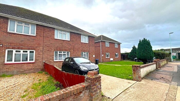 2 Bedroom Flat To Rent In Canterbury Road, Worthing, BN13
