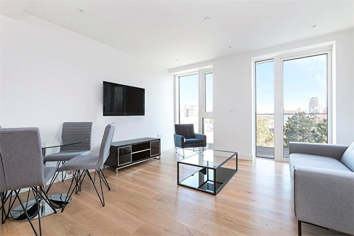 1 Bedroom Apartment To Rent In Ariel House, Vaughan Way, London, E1W