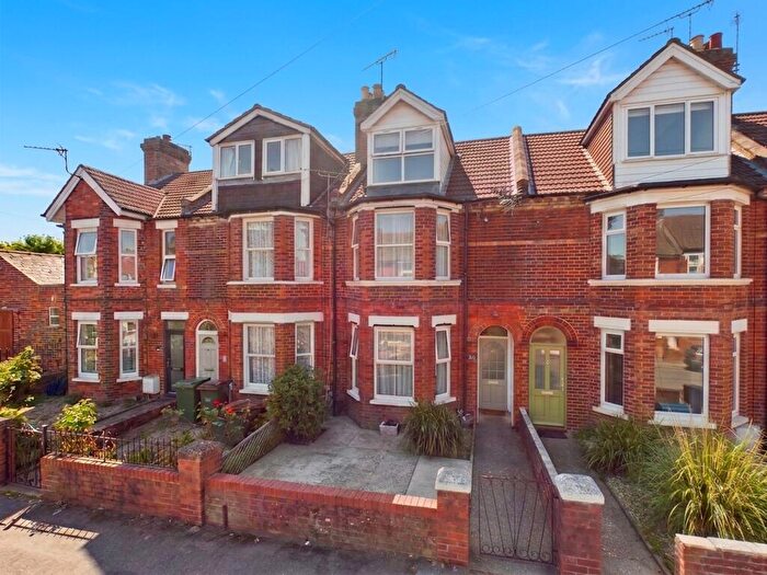 4 Bedroom Terraced House For Sale In Morehall Avenue, Folkestone, CT19