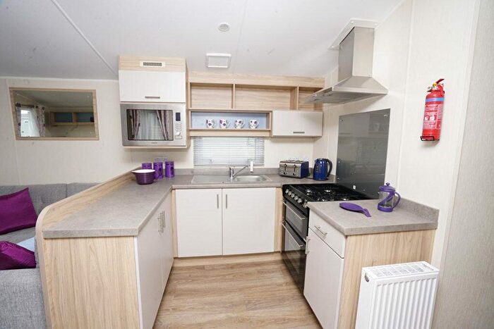 2 Bedroom Caravan For Sale In Belle Aire Holiday Park, NR29