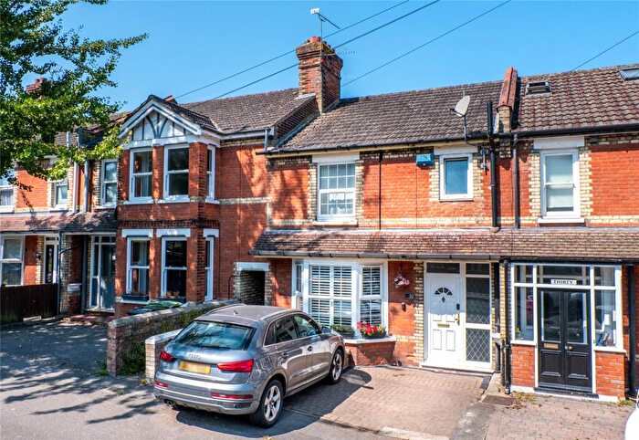 3 Bedroom Semi-Detached House For Sale In St. Philips Avenue, Maidstone, Kent, ME15