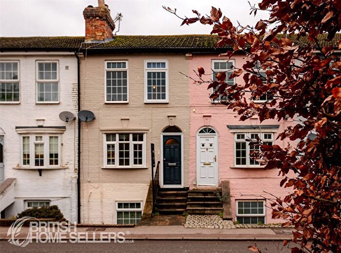 2 Bedroom Maisonette For Sale In Seal Road, Sevenoaks, Kent, TN14