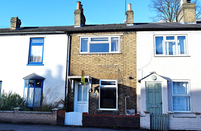 2 Bedroom Terraced House To Rent In Victoria Road, Cambridge, CB4