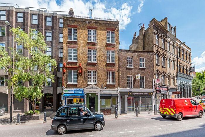 4 Bedroom Flat To Rent In King's Cross Road, London, WC1X
