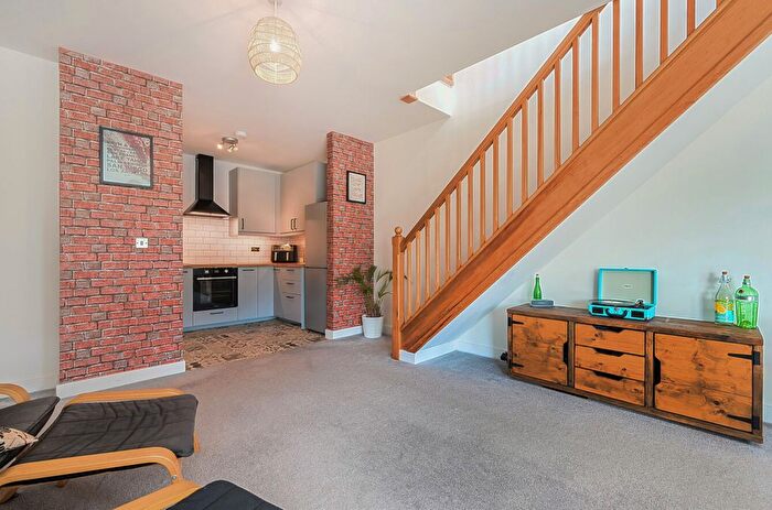 3 Bedroom Flat For Sale In Queens Road, Chester, Cheshire, CH1