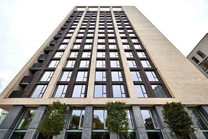 1 Bedroom Flat To Rent In Fiftyfive, Queen Street, Salford, M3