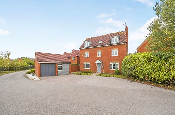 5 Bedroom Detached House For Sale In Spriggs Close, Clapham, Bedford, MK41