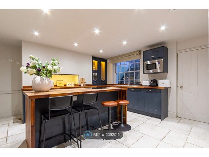 4 Bedroom Flat To Rent In Brunswick Road, Hove, BN3