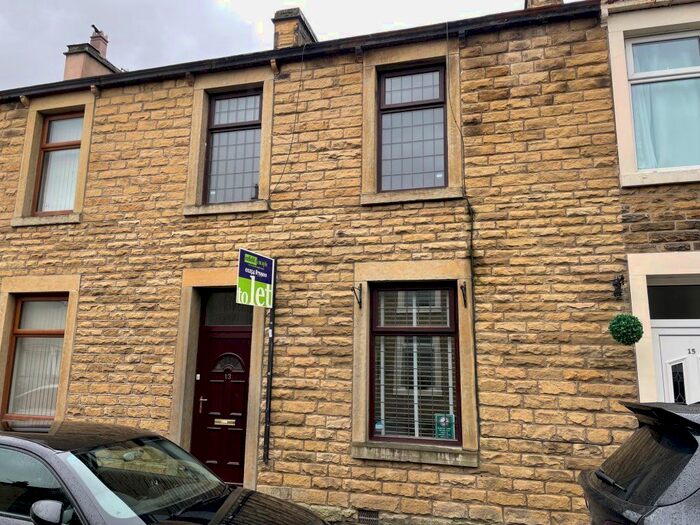 3 Bedroom Terraced House To Rent In George Street, Clitheroe, Lancashire, BB7