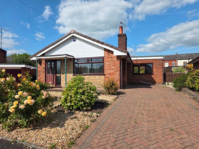 3 Bedroom Detached Bungalow To Rent In Cambourne Drive, Hindley Green, WN2