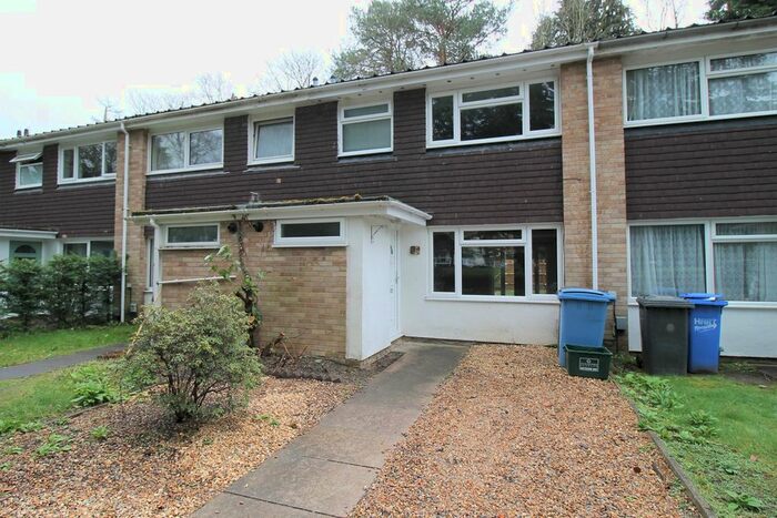 3 Bedroom Terraced House To Rent In Woodlands, Fleet, GU51