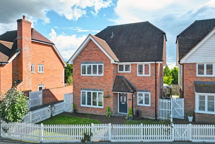 4 Bedroom Detached House For Sale In Boreham Hill, Boreham Street, BN27