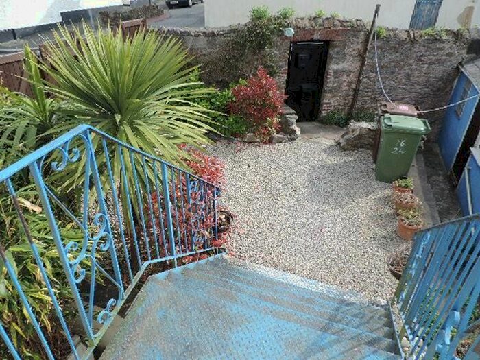 2 Bedroom Flat To Rent In Warren Street, Plymouth, PL2