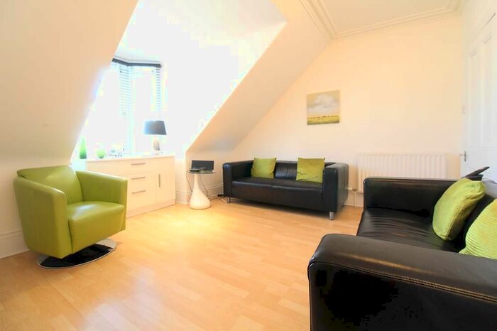 2 Bedroom Flat To Rent In Thistle Street, Flat, AB10
