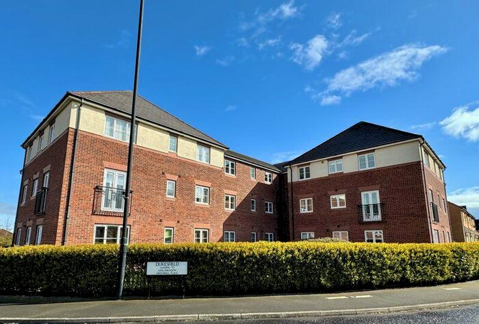 2 Bedroom Flat To Rent In Dukesfield, Shiremoor, NE27