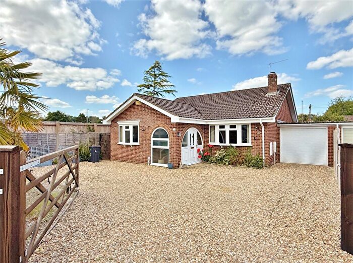 3 Bedroom Bungalow For Sale In Shard Close, Verwood, Dorset, BH31