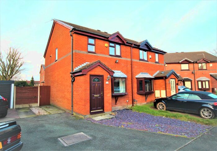 3 Bedroom Semi-Detached House To Rent In Selbourne Close, Stockport, Cheshire, SK5