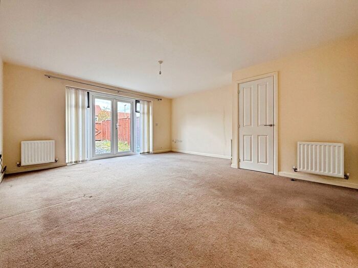 3 Bedroom Terraced House For Sale In Blockley Road, Hadley, TF1