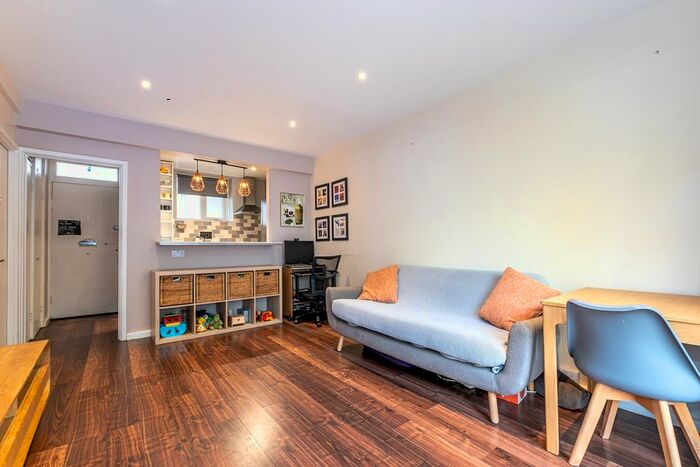 1 Bedroom Flat To Rent In Maida Vale, London, W9
