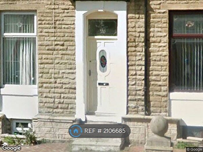 4 Bedroom Terraced House To Rent In Kensington Street, Bradford, BD8