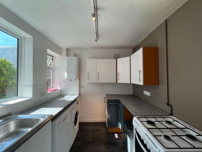 4 Bedroom Terraced House To Rent In Queens Park Road, Brighton, BN2