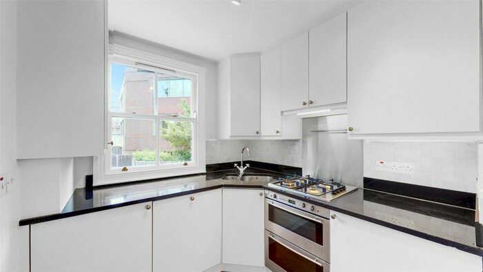 2 Bedroom Flat To Rent In Church Road, Richmond, TW9