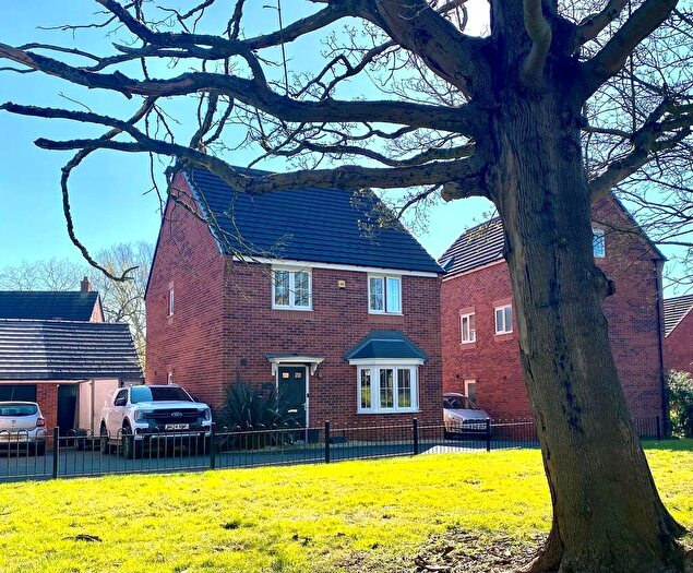 4 Bedroom Detached House For Sale In Greenwich Drive South, Derby, DE22