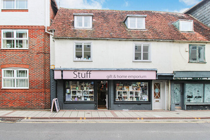 4 Bedroom Terraced House To Rent In Winchester Street, Salisbury, SP1