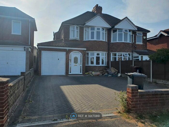 3 Bedroom Semi-Detached House To Rent In Manor Park Road, Birmingham, B36
