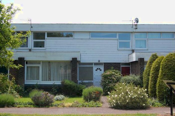 4 Bedroom Terraced House To Rent In Dawlish Drive, Bedford, MK40