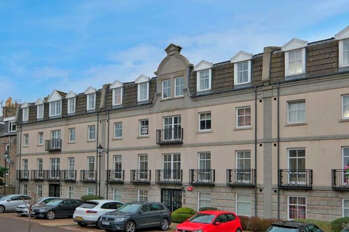 2 Bedroom Flat To Rent In Balmoral Square, First Floor Left, AB10