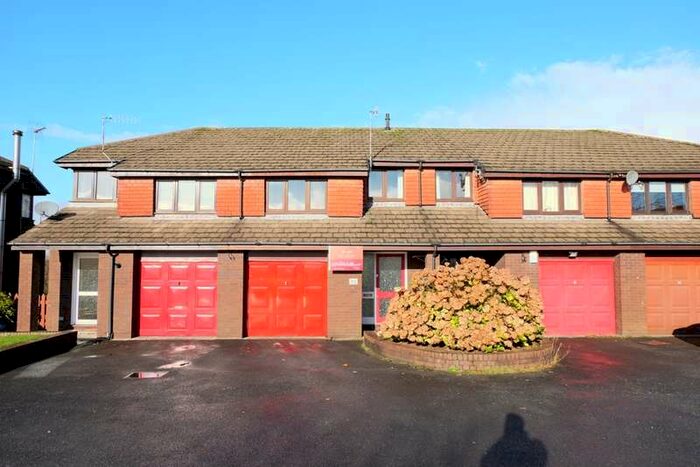 2 Bedroom Property To Rent In Woolacott Mews Newton, Swansea, SA3