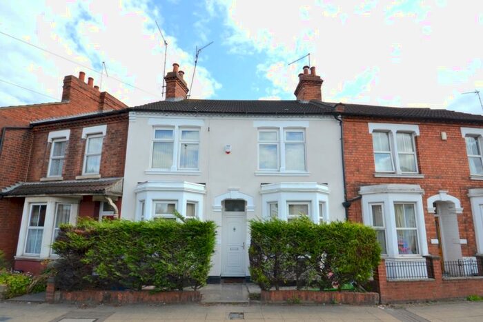 4 Bedroom House To Rent In St. Leonards Road, Far Cotton, Northampton, NN4