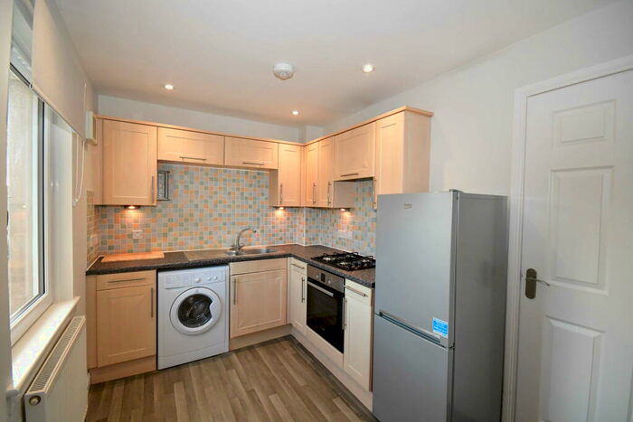 2 Bedroom Flat To Rent In Wester Inshes Court, Inverness, IV2