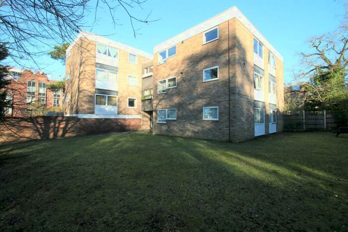 2 Bedroom Flat To Rent In Camberley Towers, Upper Gordon Road, Camberley, GU15