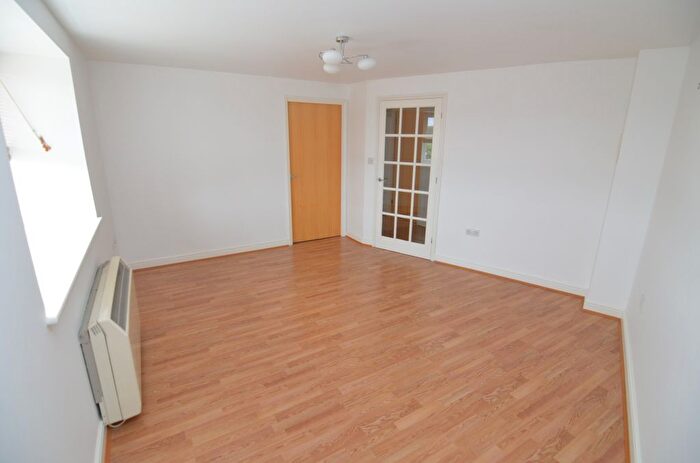 2 Bedroom Flat To Rent In Stanley Close, London, SE9