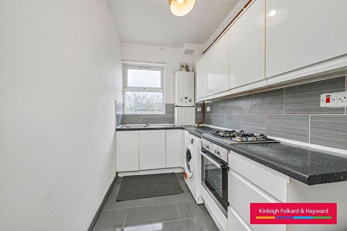 3 Bedroom Flat To Rent In Brockley Road, Brockley, London, SE4