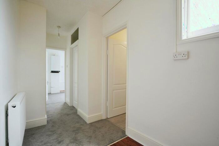 2 Bedroom Flat For Sale In Dennison Road, Bodmin, Cornwall, PL31